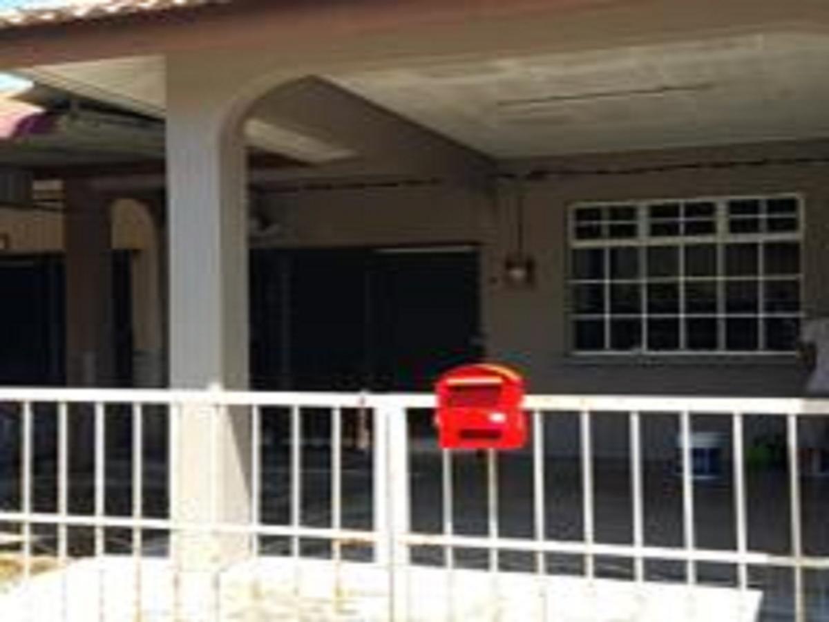 Villa Taman Tanjung Minyak à Malacca Extérieur photo